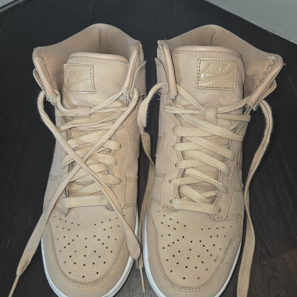 Nike High-Top Sneakers Vachetta Tan